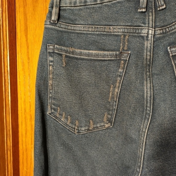Good American Women’s Dark Wash Good Curve Raw Hem Jeans Size 6/28 - Picture 8 of 9